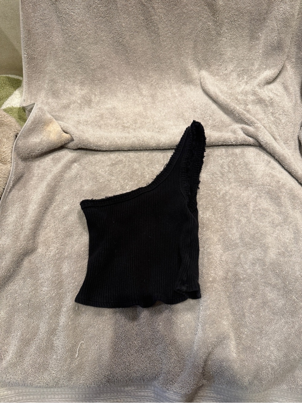 Urban Outfitters Black One-Shoulder Ribbed Tank Top